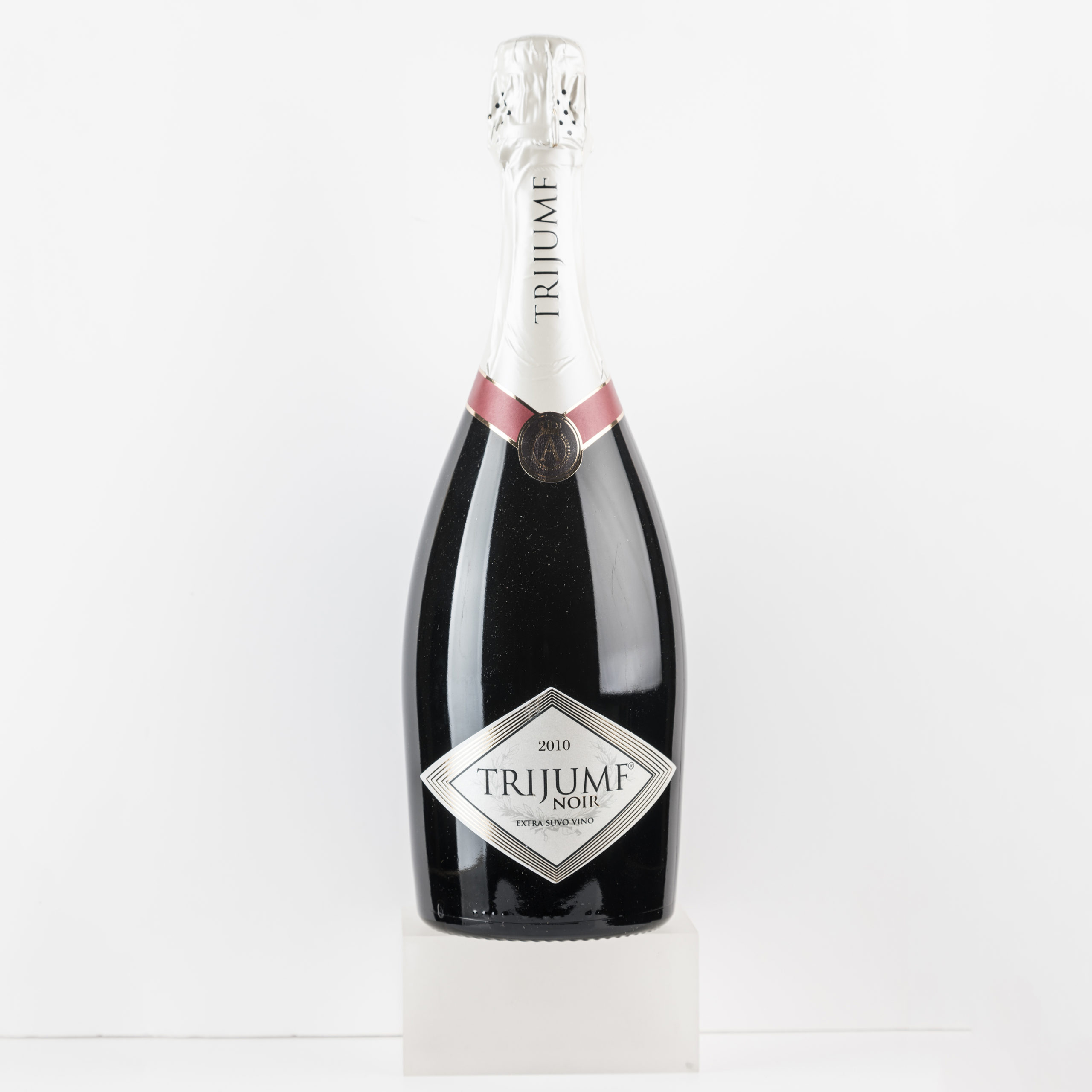 TRIJUMF NOIR SCHAUMWEIN
