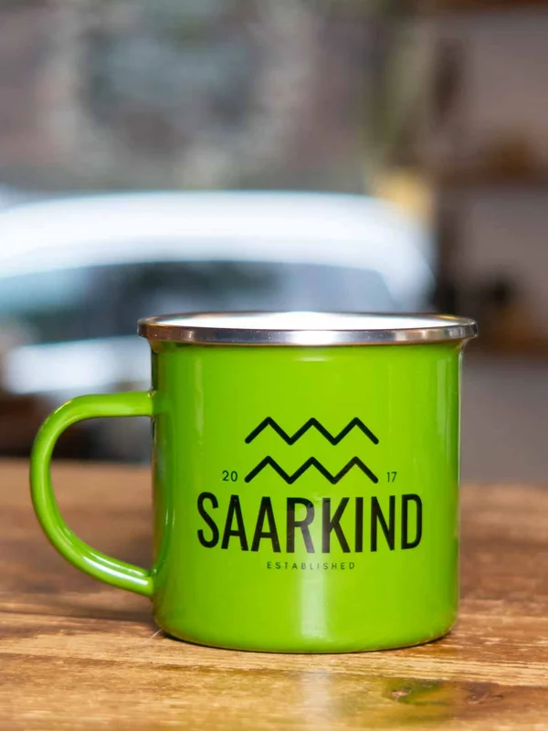 Saarkind Emaille Kaffee Becher grün