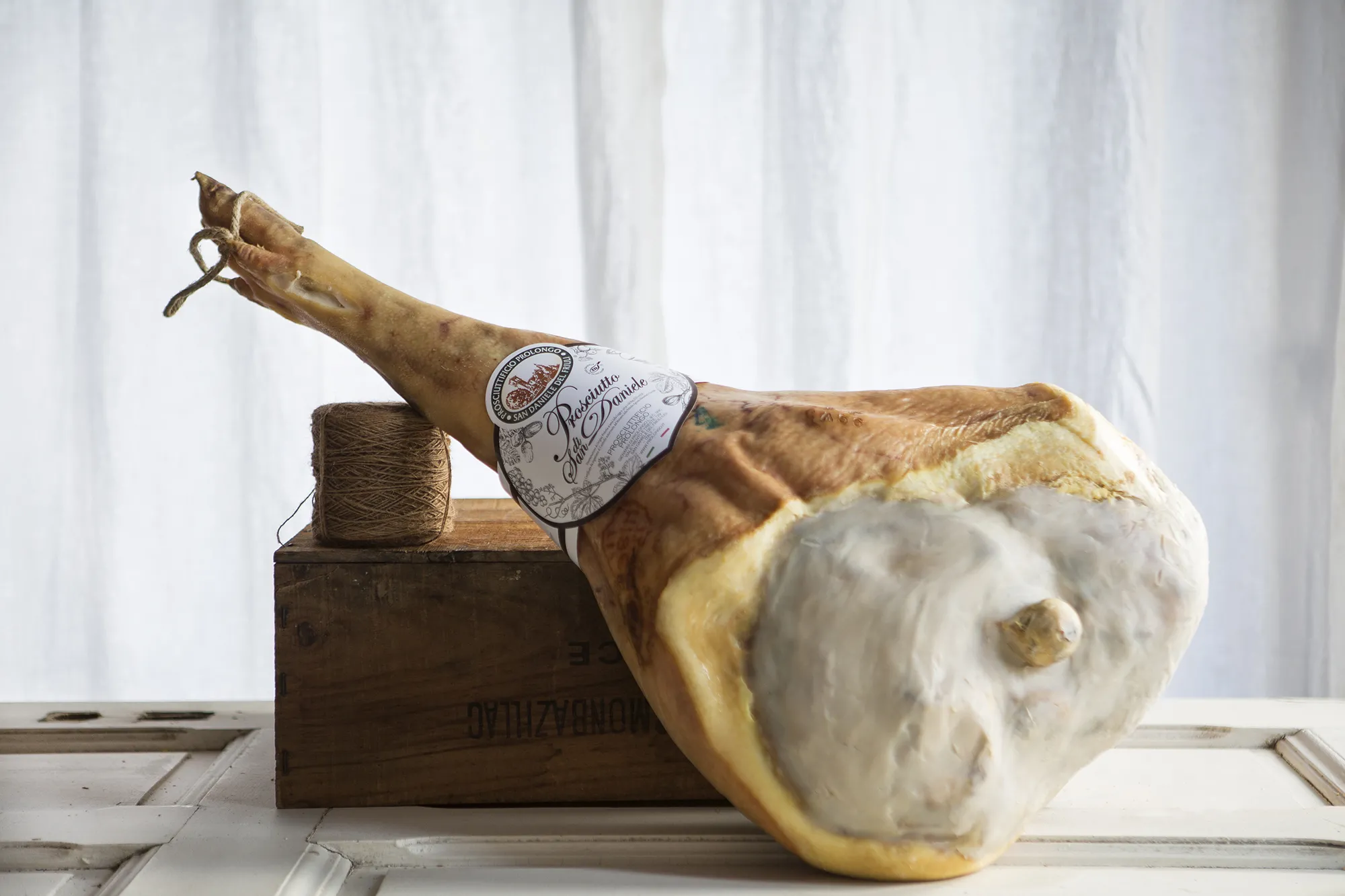 Ganze Prosciutto Keule di San Daniele DOP